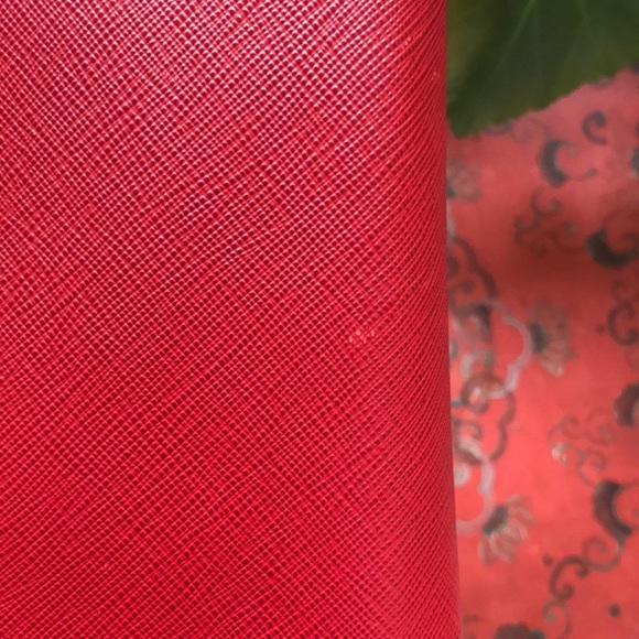 Authentic Prada Red Saffiano Leather Wallet Clutch - Picture 4 of 8